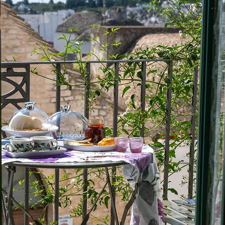 Dimora Violetta 4*